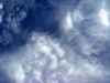 cloud002web.jpg (38004 oCg)